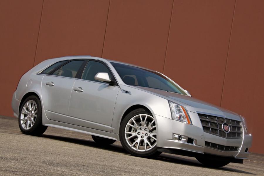  Cadillac CTS Sport Wagon 2010 года  (фото 53 из 53)